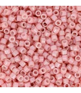 MIYUKI DELICAS 11/0 - Rosewater luster