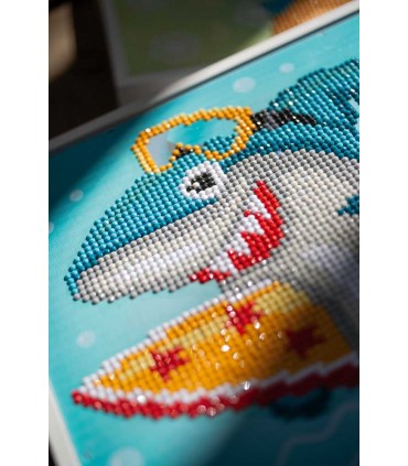 Kit Diamond Painting avec cadre - REQUIN