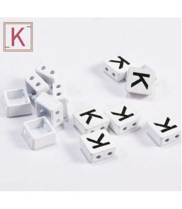 Perles emaillees forme carrees LETTRE K