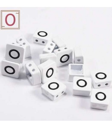 Perles emaillees forme carrees LETTRE O