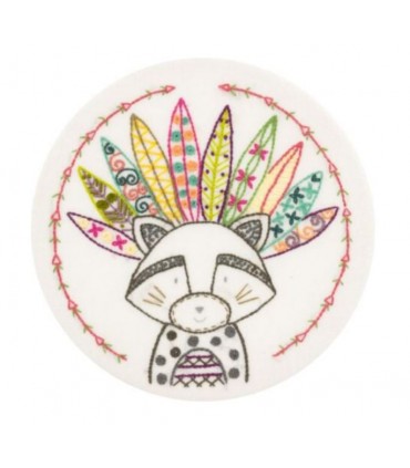 UN CHAT DANS L'AIGUILLE: kit à broder "Lulu, chef de tribu"