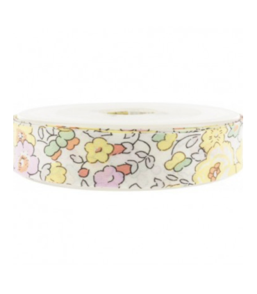 LIBERTY : Biais Betsy W