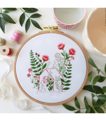 kit Broderie - Between The flowers  -21x21cm