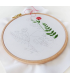 kit Broderie - Between The flowers  -21x21cm