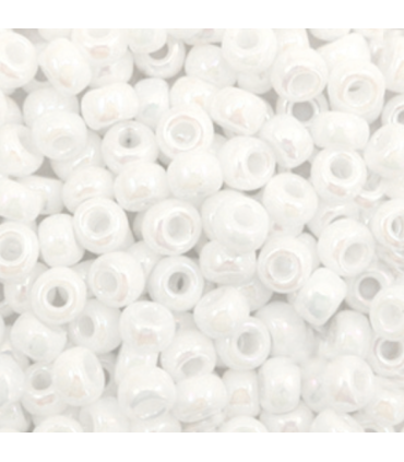 MIYUKI ROCAILLES 6/0 - Opaque AB white