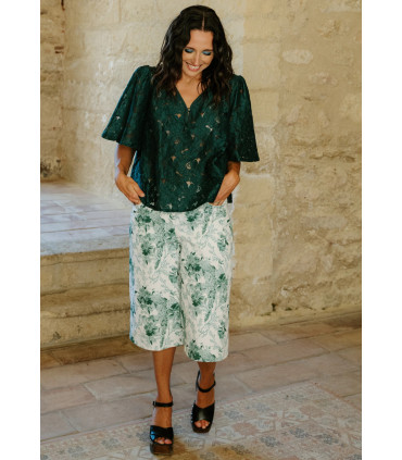 MAISON FAUVE : Le bermuda SYNOPSIS